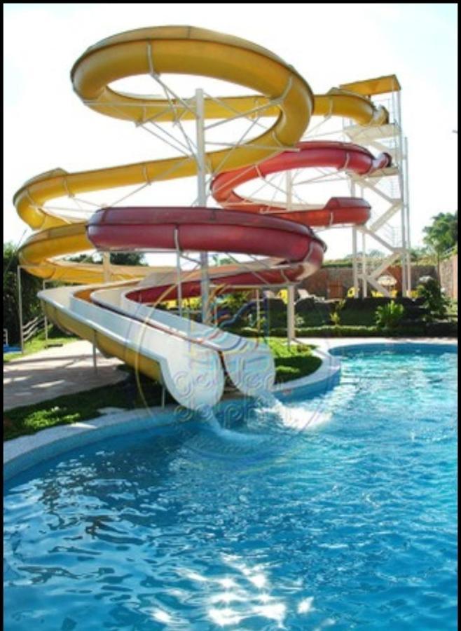 Golden Dolphin Grand Hotel Suite Particular Caldas Novas Exterior photo