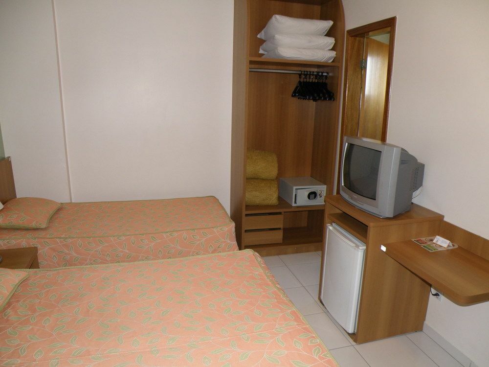 Golden Dolphin Grand Hotel Suite Particular Caldas Novas Exterior photo